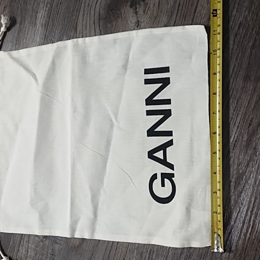 Ganni Cream Cotton Drawstring Logo Bag - Picture 5 of 6